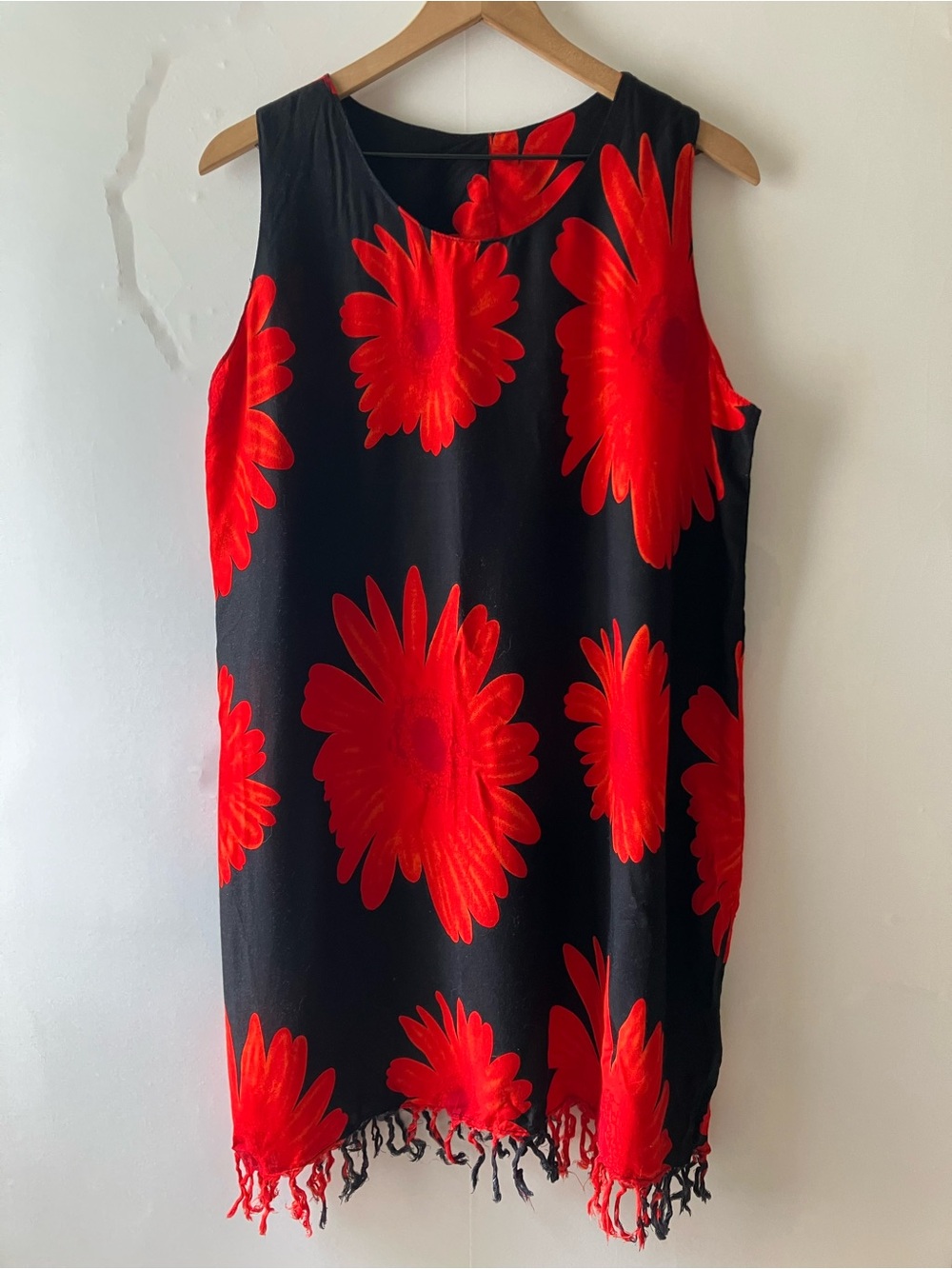 INGEAR Red Floral Sleeveless Fringe Dress